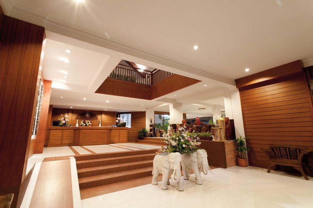 Bua Raya Hotel Чиангмай Экстерьер фото