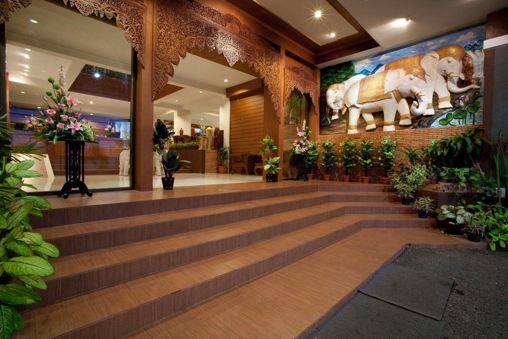 Bua Raya Hotel Чиангмай Экстерьер фото