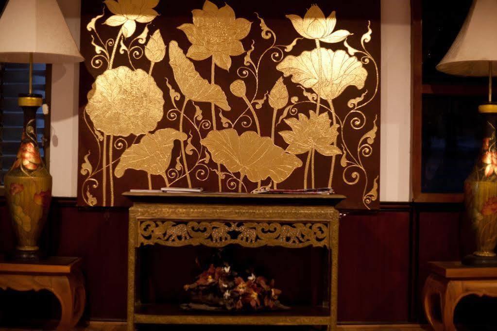 Bua Raya Hotel Чиангмай Экстерьер фото