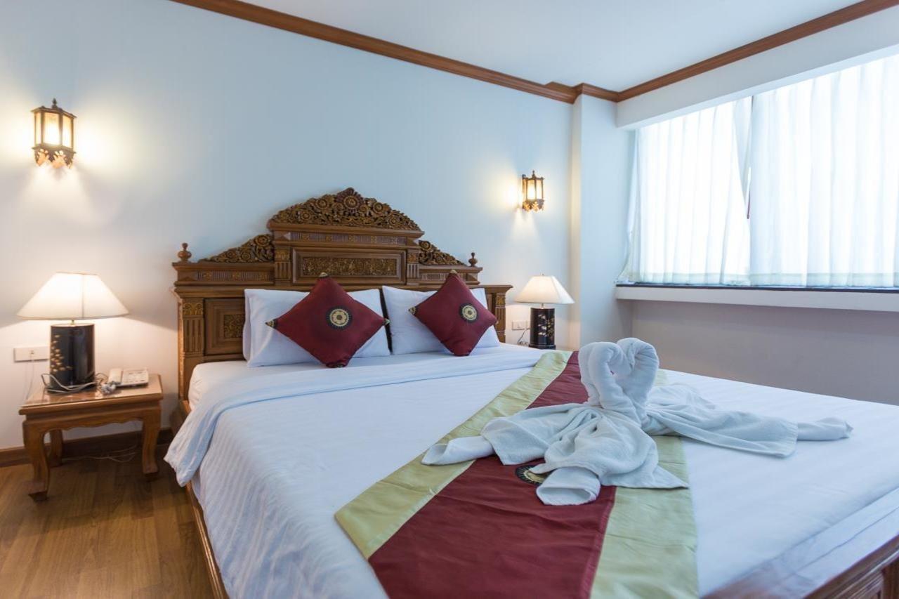 Bua Raya Hotel Чиангмай Экстерьер фото
